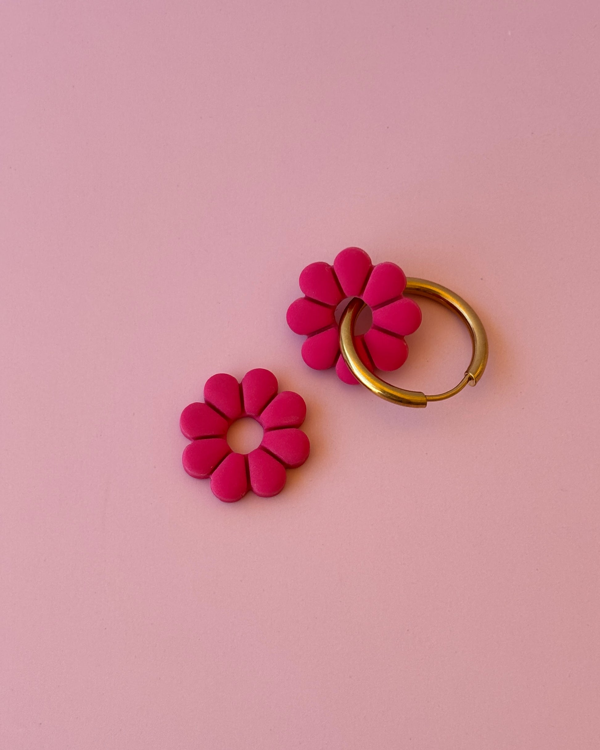 Charms flor 4 rosa fucsia