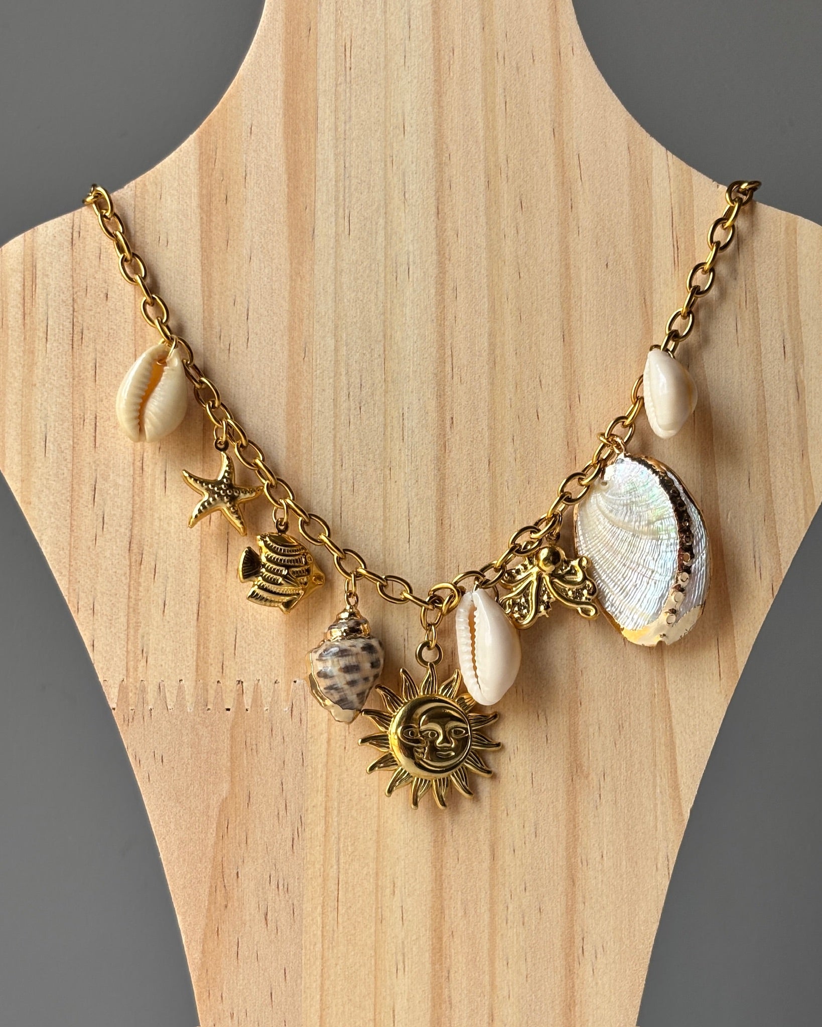 Collar Saagar