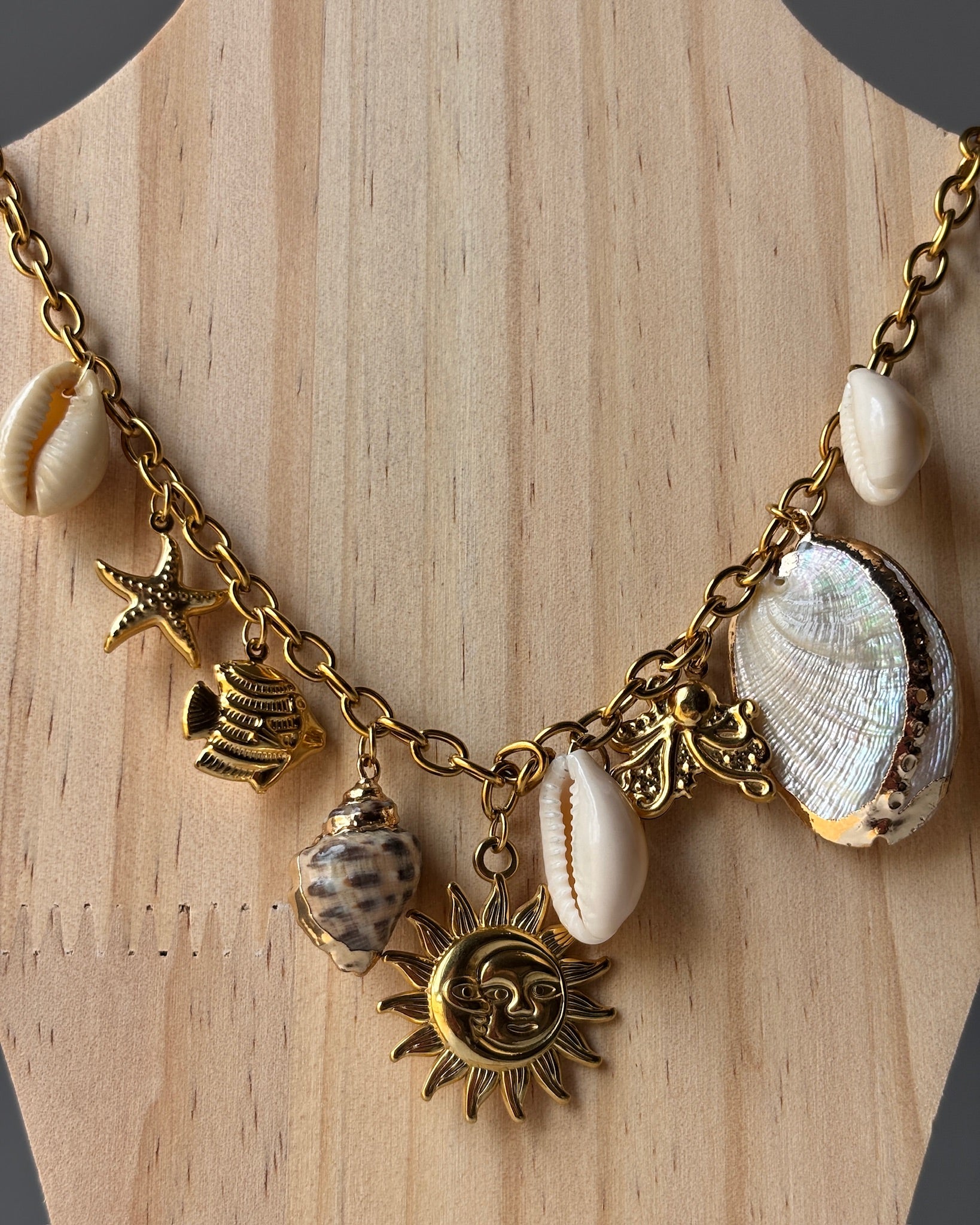 Collar Saagar