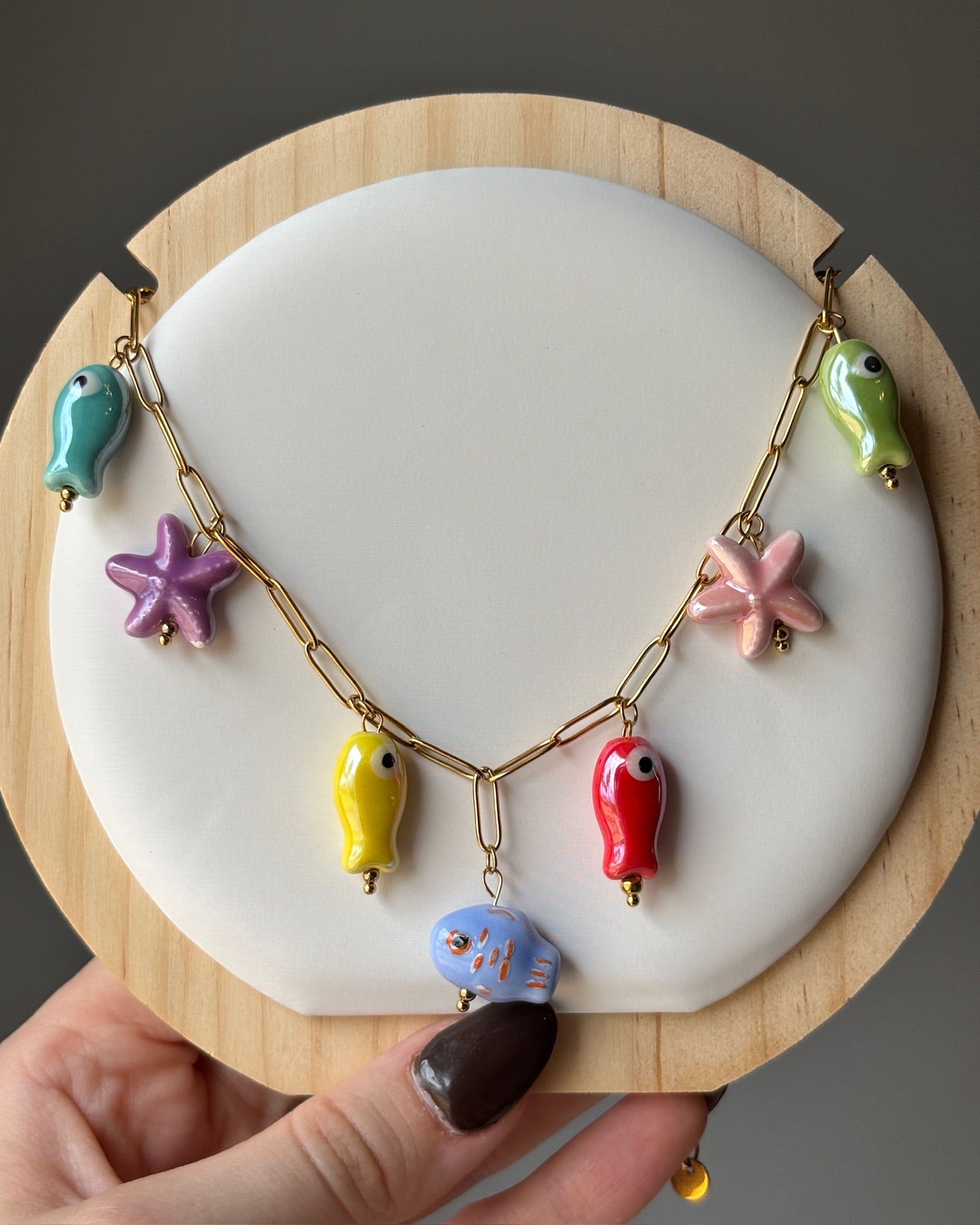 Collar Beachy queen