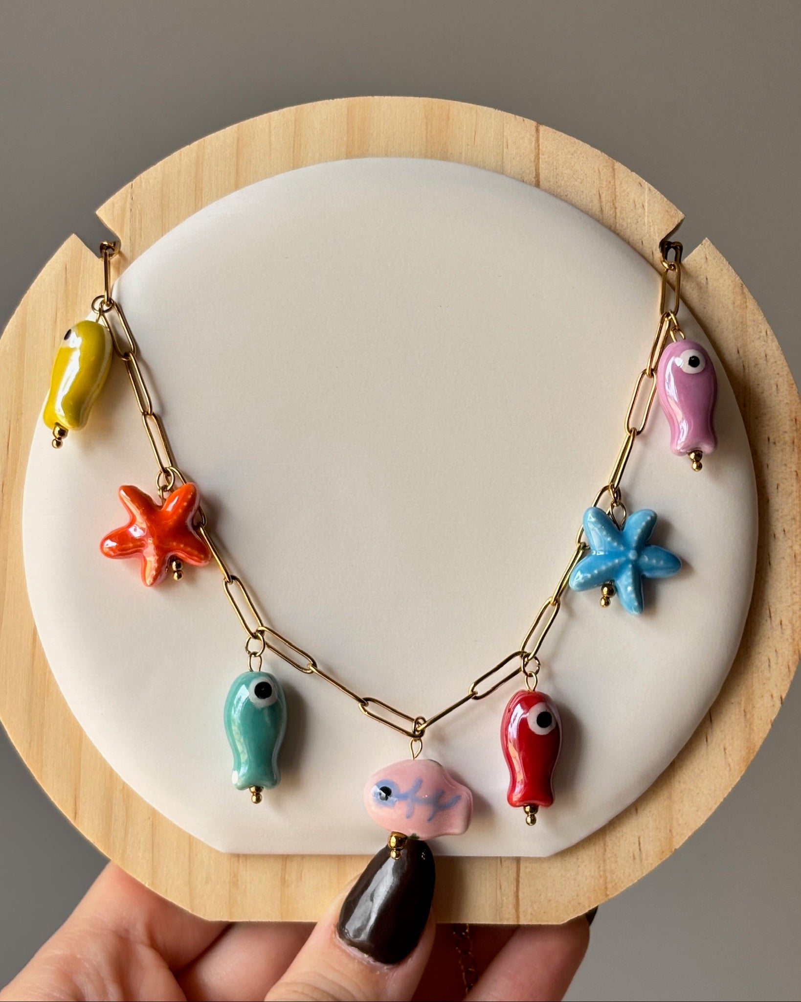 Collar Beachy queen
