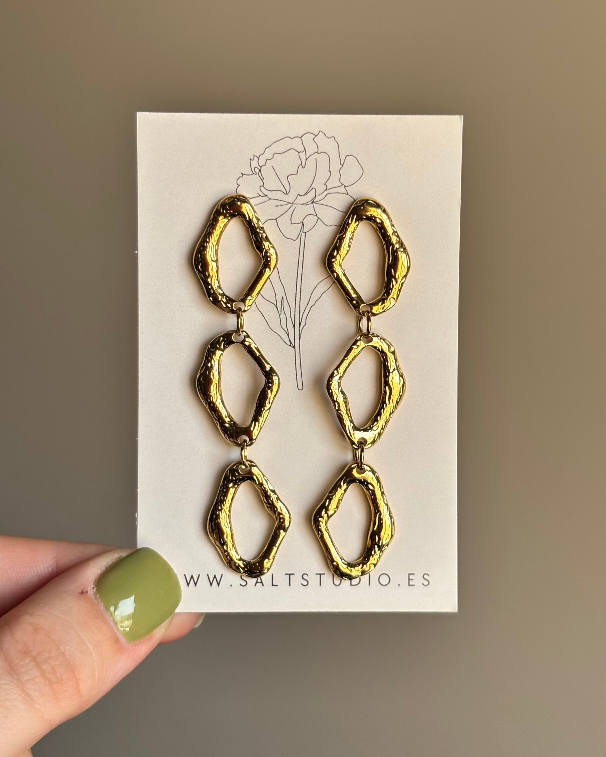 Pendientes Delma