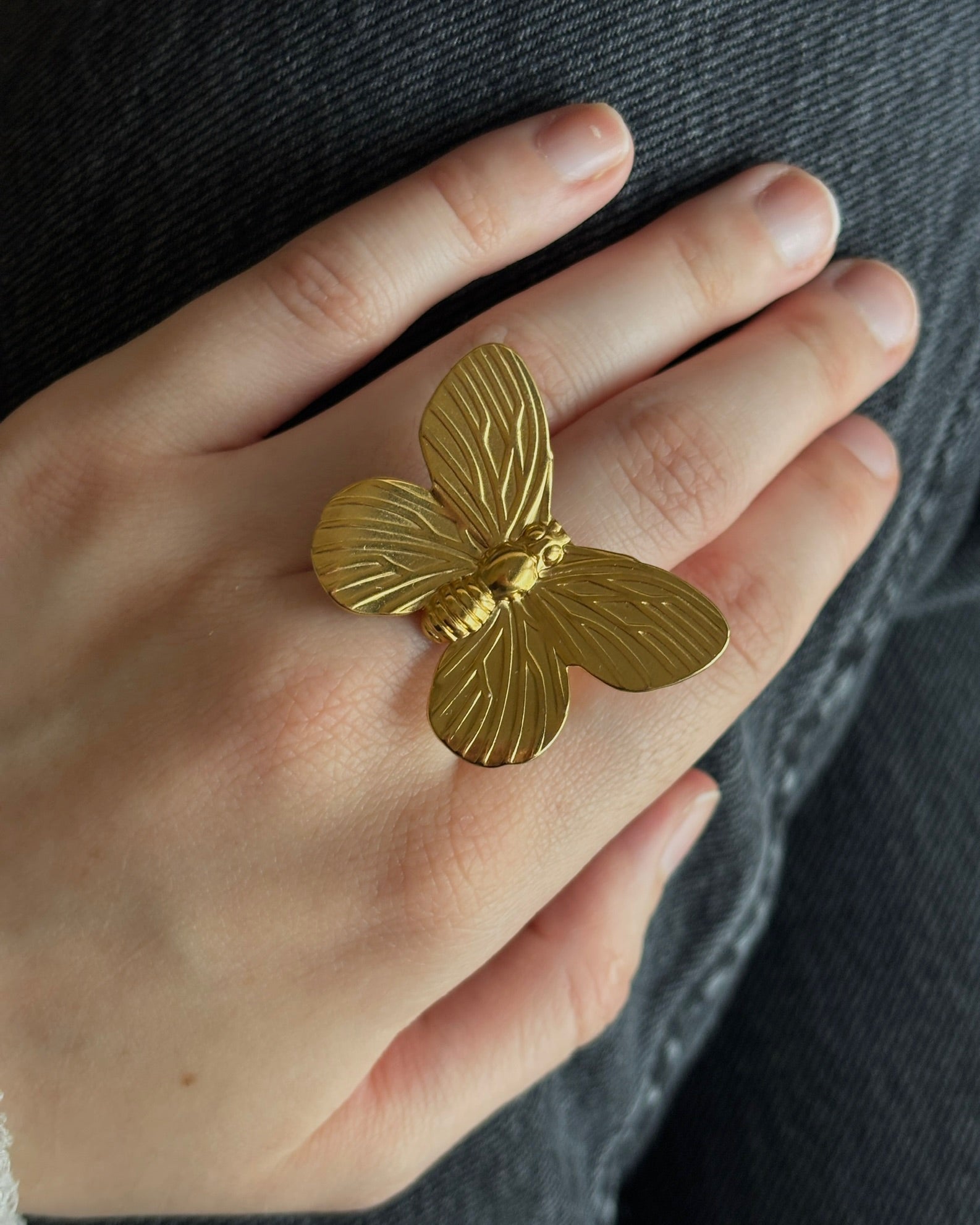 Anillo Nessa