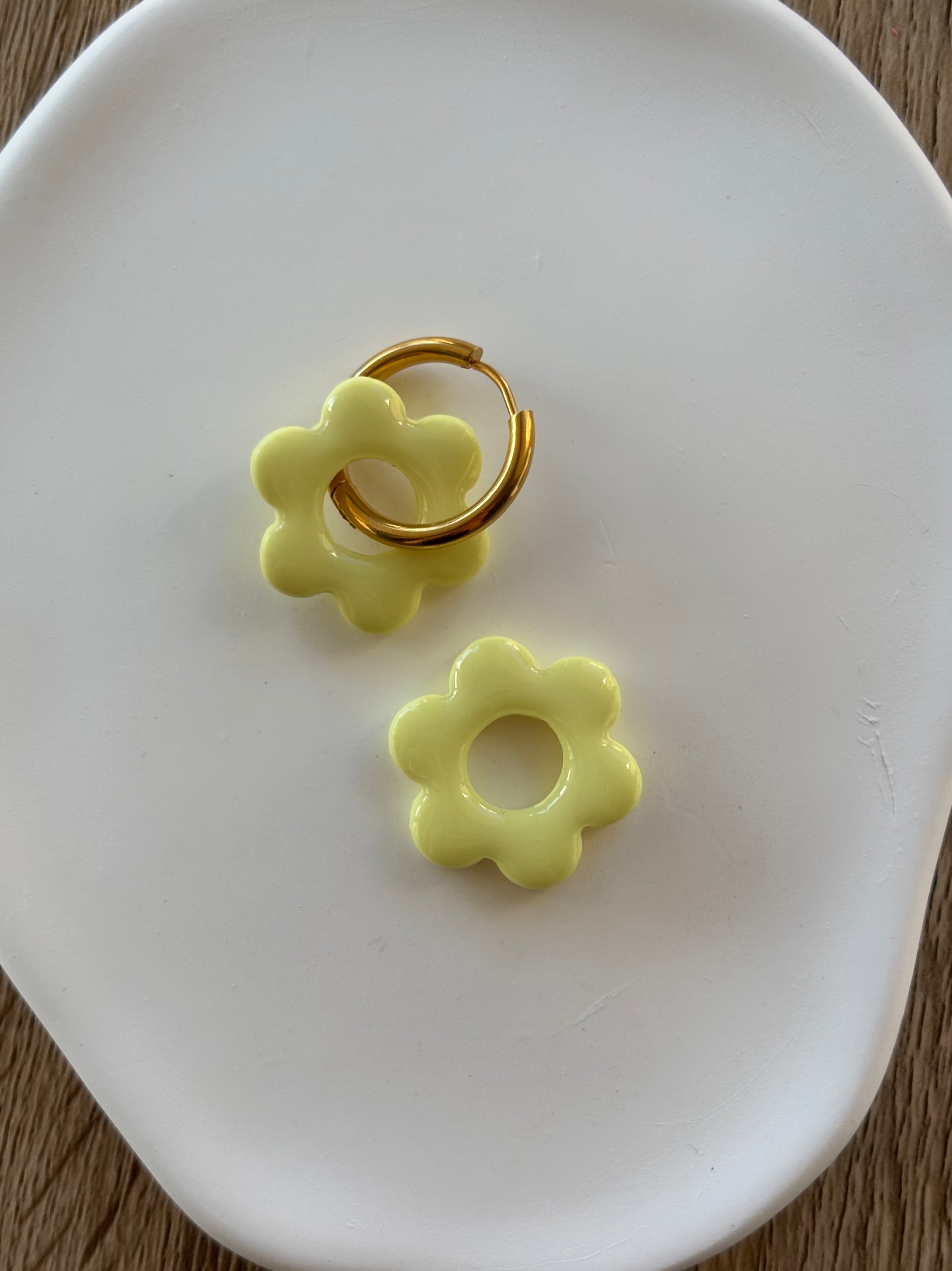 Charms Flor Amarillo