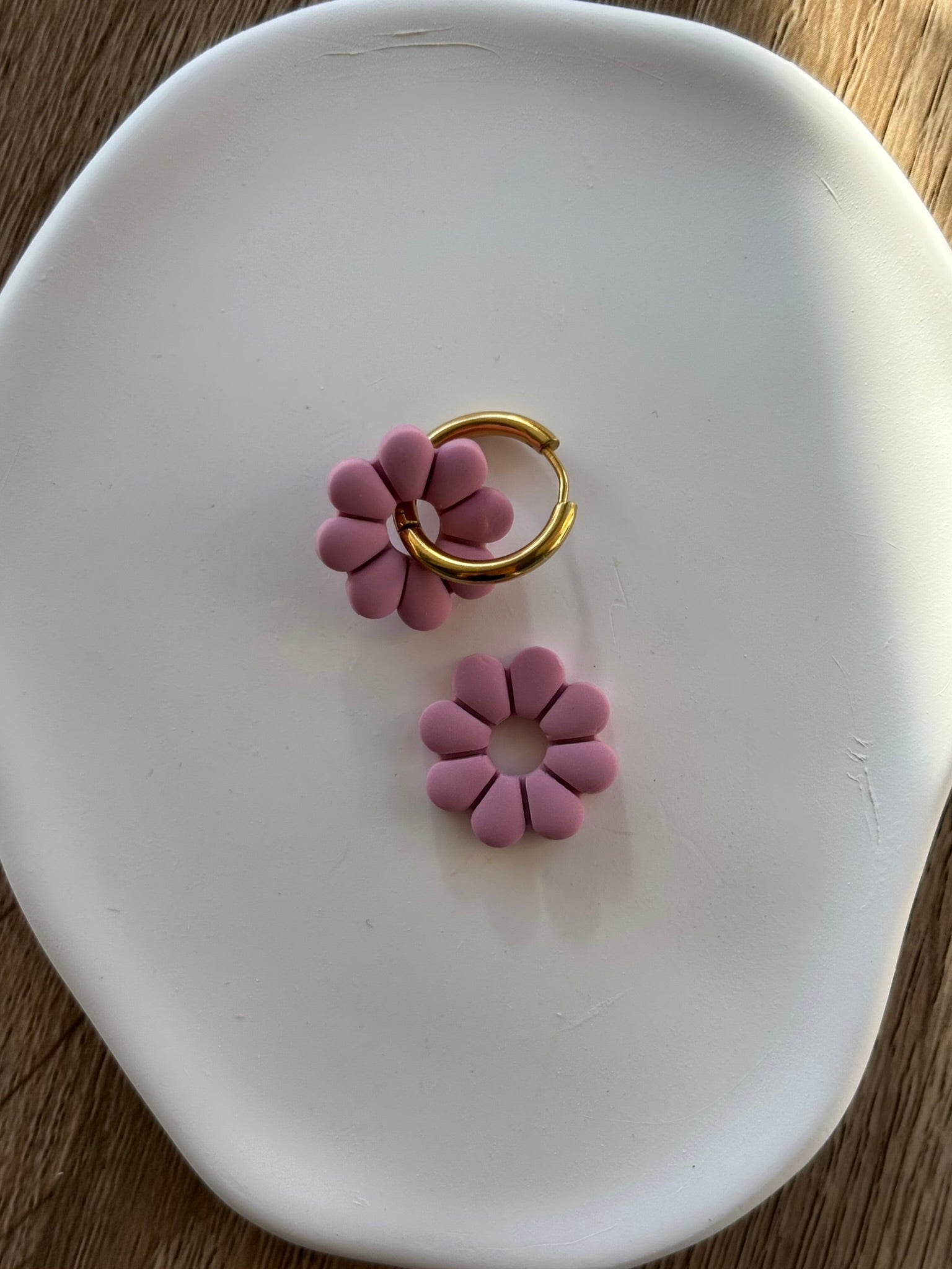 Charms Flor basic Malva