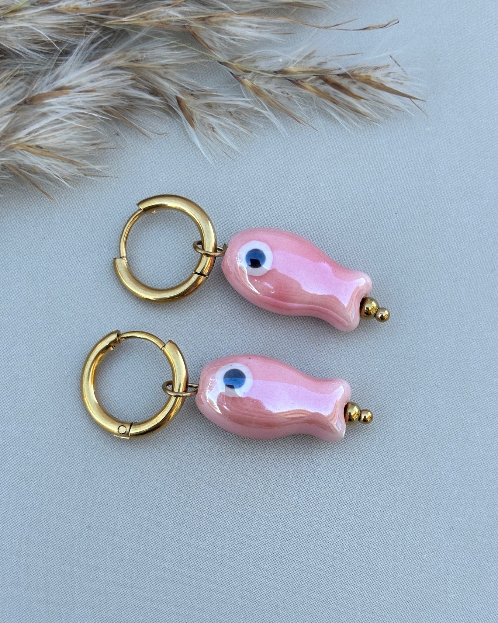 Pendientes pez rosa