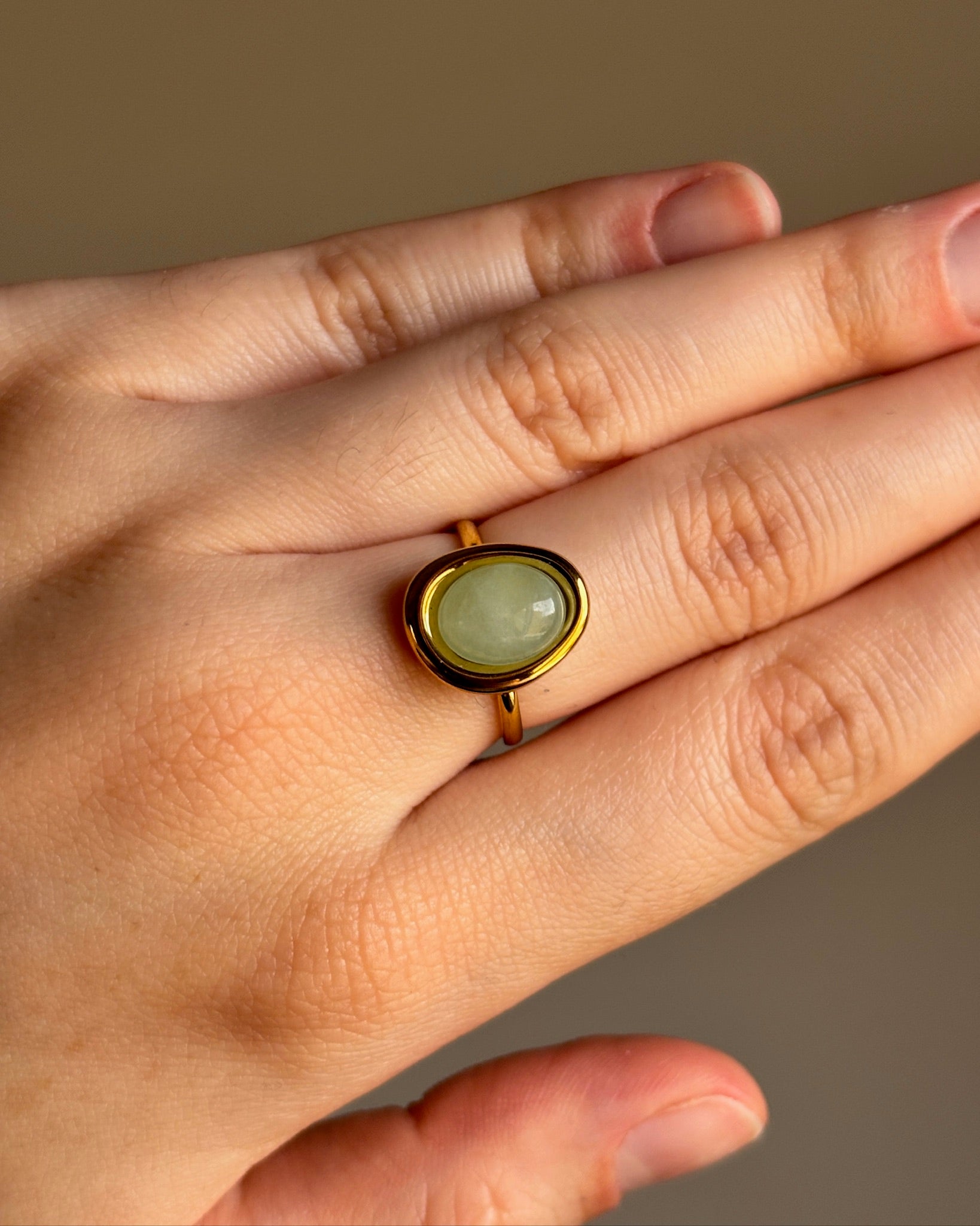 Anillo Helena