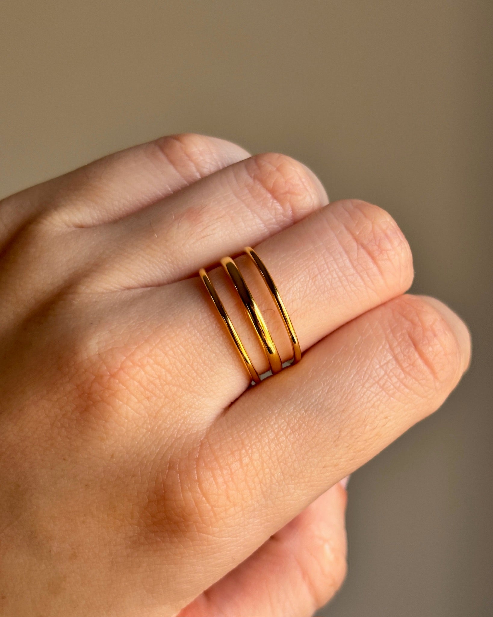 Anillo Nia