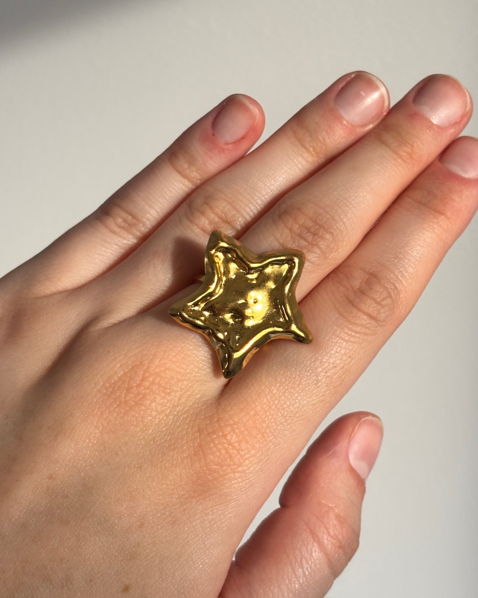 Anillo Estelle