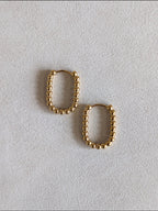 Pendientes aro ¨bolitas¨