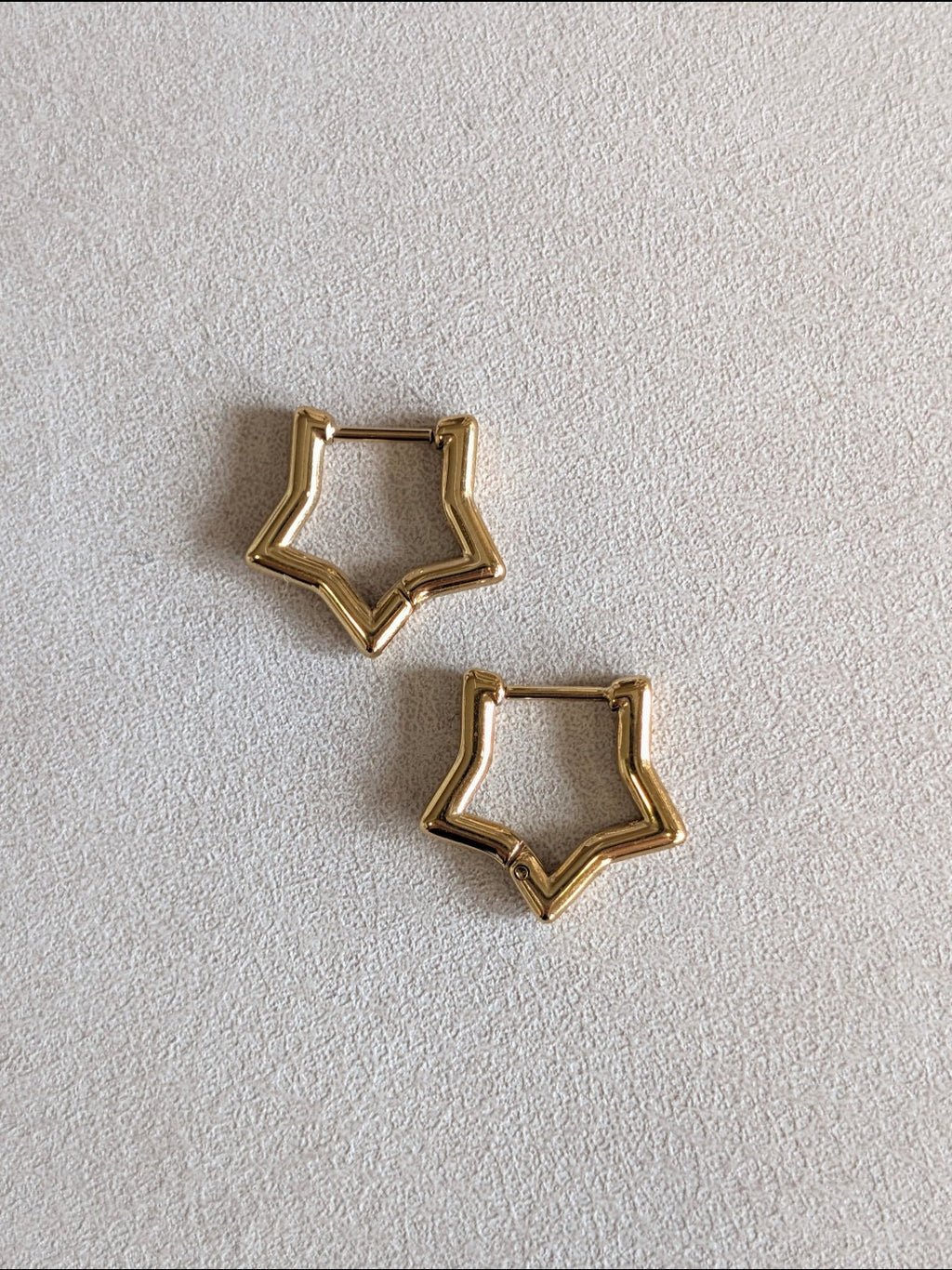 Pendientes aro estrella